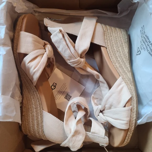 Ugg Yarrow Espadrille Wedge Sandal